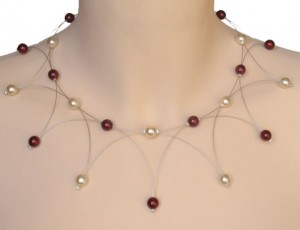 Collier mariage ivoire et bordeaux