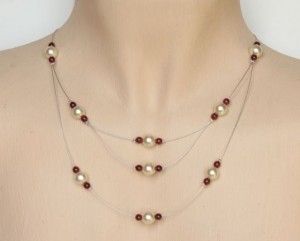 Collier mariage ivoire et bordeaux