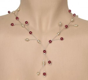 Collier ivoire et bordeaux clair