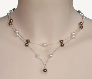 Collier mariage blanc et caramel