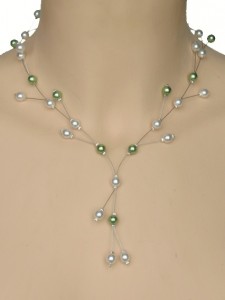Collier mariage personnalisé en blanc et vert