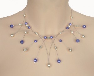 Collier mariage ivoire et parme violet