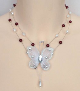 Collier mariage blanc bordeaux papillon