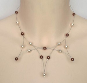 Collier_mariage_perles ivoire_et_marron_clair