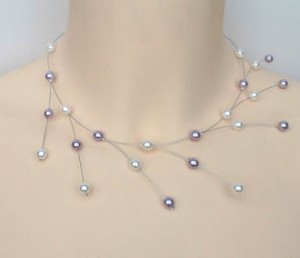 Collier mariage blanc et lilas