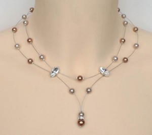 Collier_mariage_perles taupe_et_cappuccino