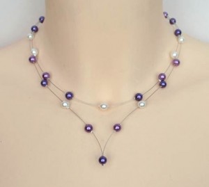 Collier_ mariage_blanc_et_violet