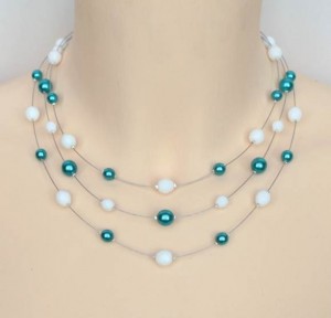 Collier_mariage_blanc_et_bleu_turquoise