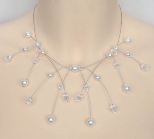 Collier_mariage_blanc_et_cristal
