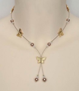 Collier_mariage_caramel,_cristal_et_papillon