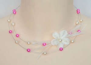 Collier_mariage_ivoire_et_fuchsia