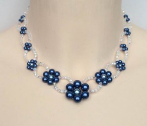 Collier_bleu