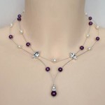 Collier_mariage_blanc_cassé_aubergine