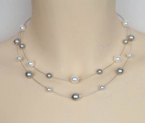 Collier_mariage_blanc_et_gris