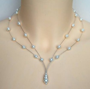 Collier_mariage_blanc_et_strass