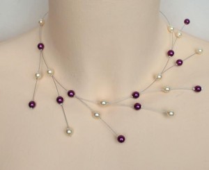Collier_mariage_en_ivoire_et_fuchsia_foncé