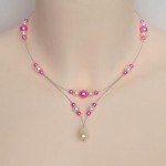 Collier_mariage_ivoire_et_fuchsia