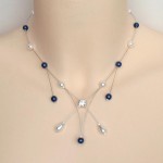 Collier_mariage_en_blanc_et_bleu