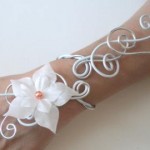 Bracelet_mariage_blanc_+_perle_orange