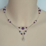 Collier_personnalisé_en_blanc_et_violet