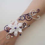 Bracelet_mariage_blanc_aubergine_perles