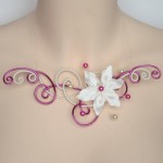 Collier_mariage_sable_fuchsia_fleur_perles