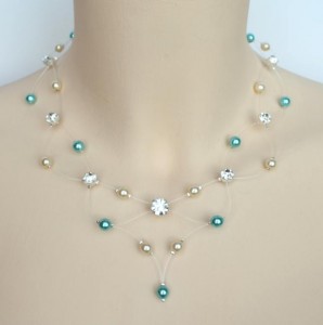 Collier mariage ivoire et turquoise clair + strass